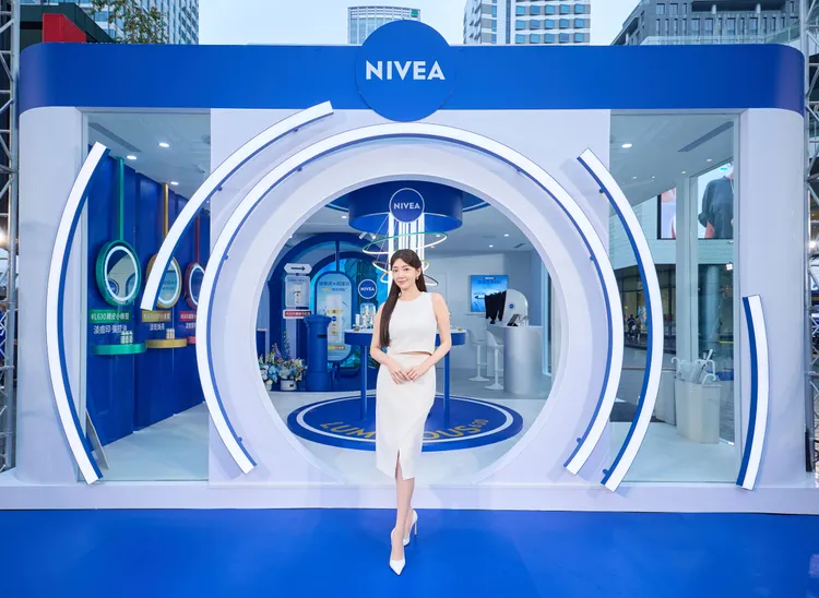 郭雪芙搶先逛「L630煥白光肌之旅」快閃店。品牌提供