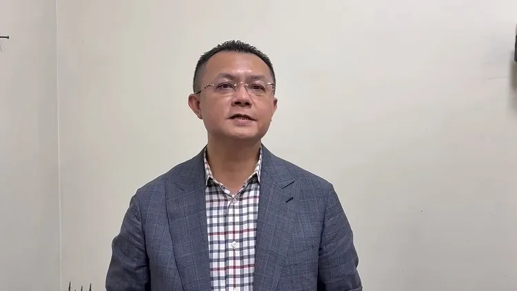 宏瑋醫材董事長林義雄，今在臉書粉專宣布重新復工。宏瑋醫材提供