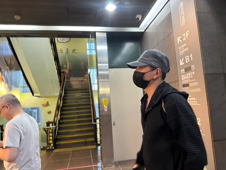 王大陸完成1個月的基本訓練，分發北市府社會局服役。記者張綵茜攝