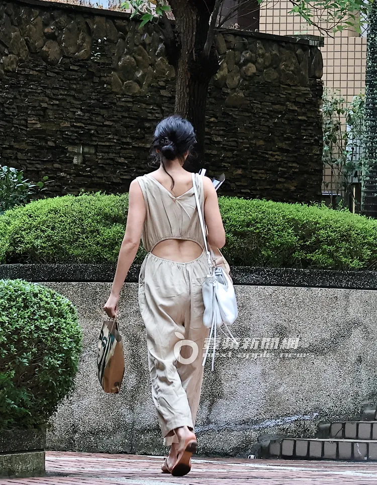 隋棠的「螞蟻腰」相當吸睛。特勤中心攝