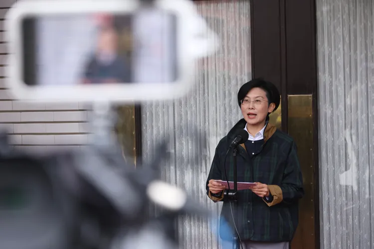 民進黨立委林岱樺這個月9日前往高雄地檢署應訊，11日檢調又出動搜索。彭欣偉攝