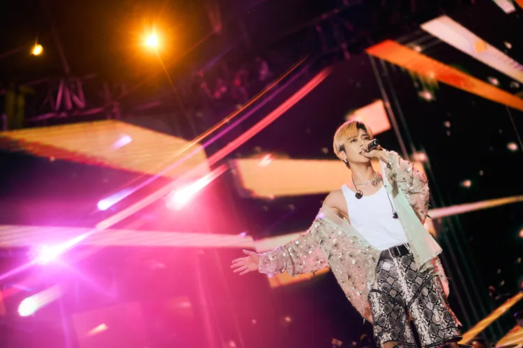 畢書盡氣勢高漲，各方演出邀約不斷。索尼提供