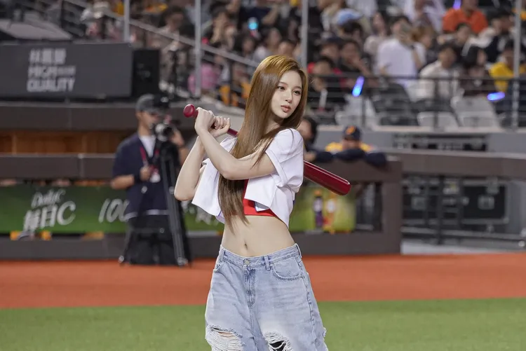 薛侖擔任打擊手的位置。DJB提供