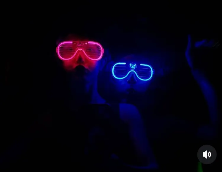 曹佑寧加碼放送與王淨的搞怪合照。翻攝自曹佑寧IG