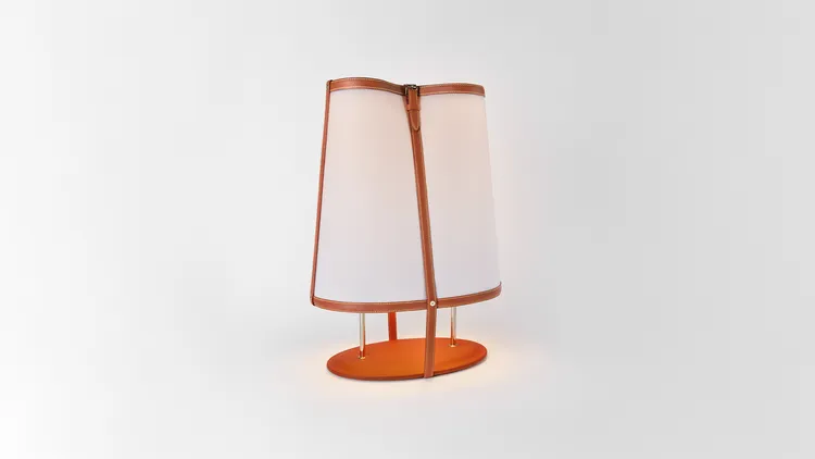 Signature Collection Cristián Mohaded設計 燈座，38萬7000元。品牌提供