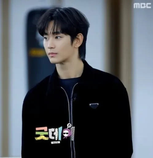 1988年出生的金秀賢原為GD號召「1988之國」的一員。翻攝MBC