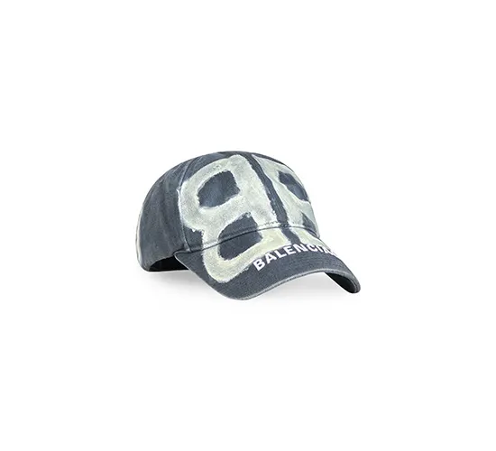 BB Sprayed Cap in Grey，1萬5800元。品牌提供
