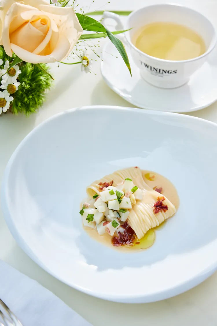 台東石斑，薄荷毛豆，海膽。業者提供