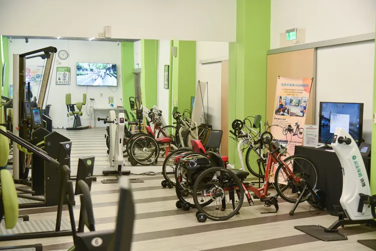 新北市輪椅夢公園自2020年於板樹體育園區內正式啟用，佔地廣達14公頃為臺灣規模最大且設施最完善的身障友善運動園區。業者提供