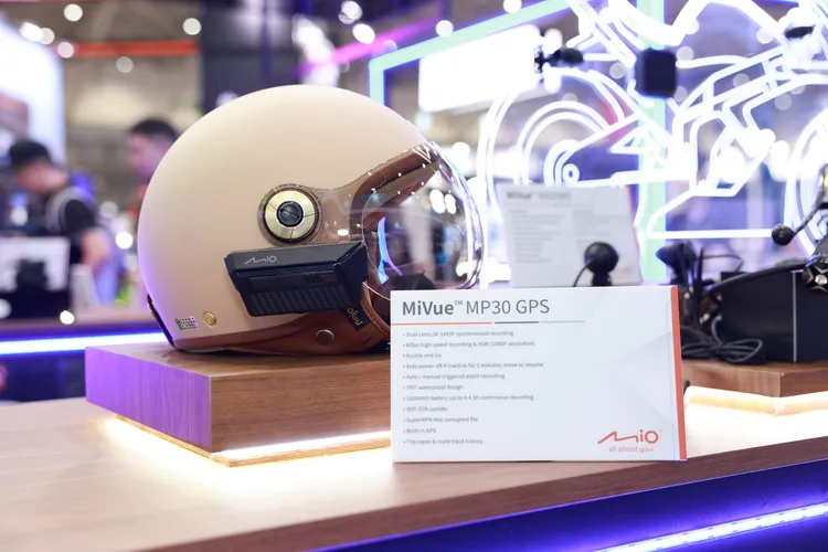 主打輕巧一體設計與 2K 高畫質錄影的 MiVue MP30 GPS。神達數位提供