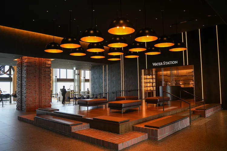 「STATION SQUARE」設計概念則取材自車站的候車室。田欣雲攝影