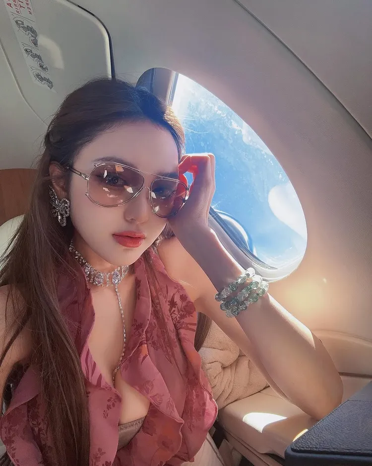 周揚青打扮一向很潮。翻攝周揚青IG