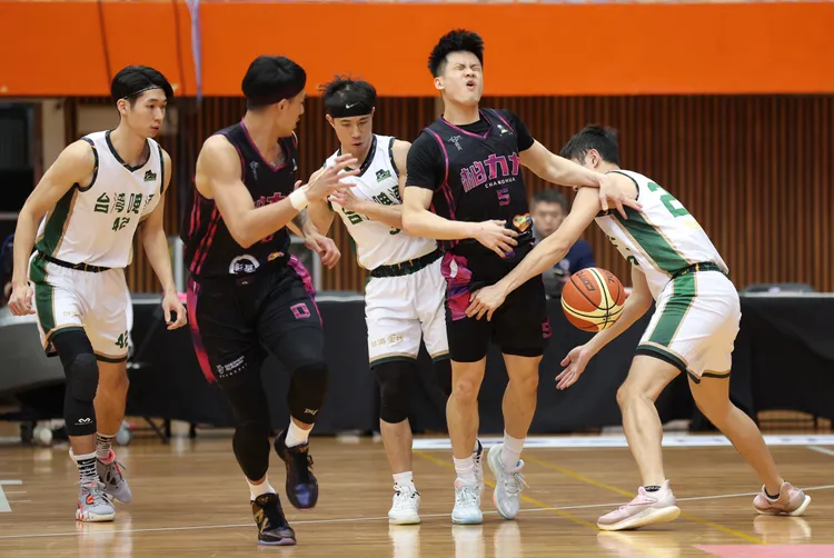 SBL本季季後挑戰賽，確定由兩大老牌勁旅臺銀對上台啤。籃協提供