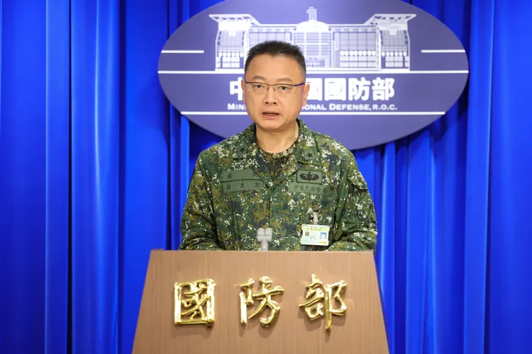 圖為國防部發言人孫立方少將。國防部提供