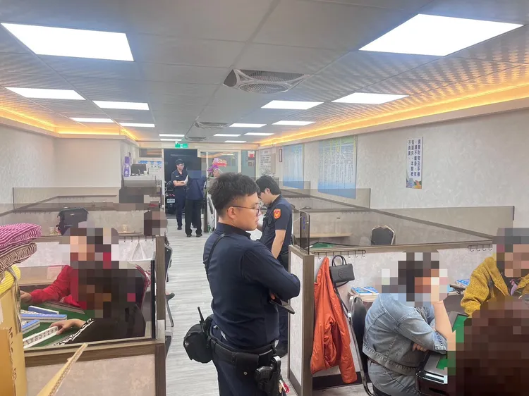 警方2度查獲賭博，棋牌社負責人依舊營業。翻攝畫面