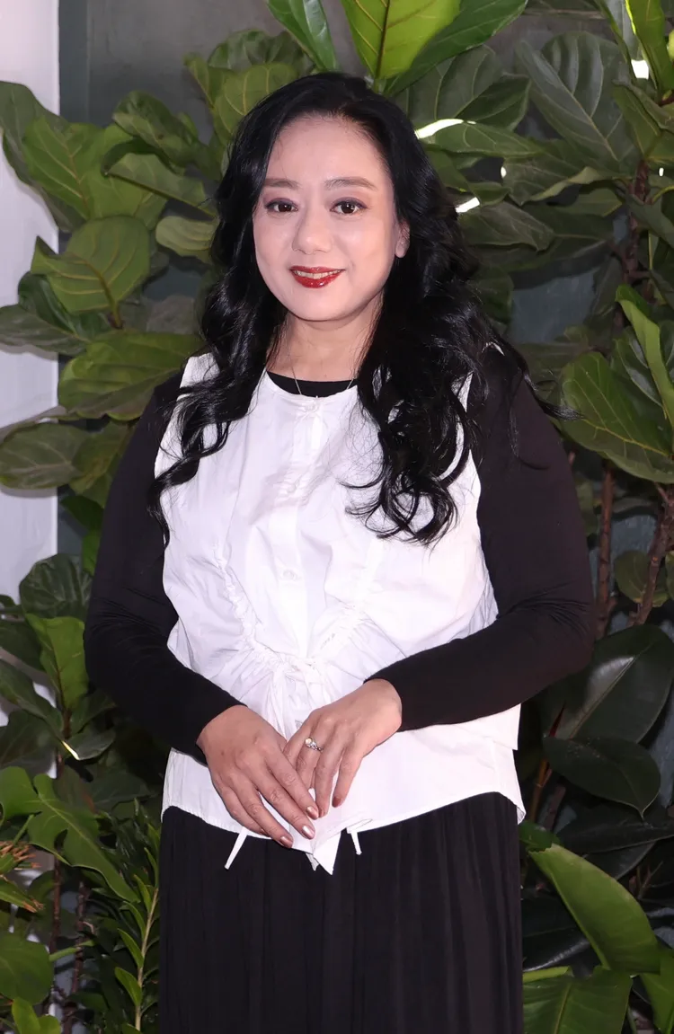 高慧君表示自己左眼仍有點凸出。莊宗達攝