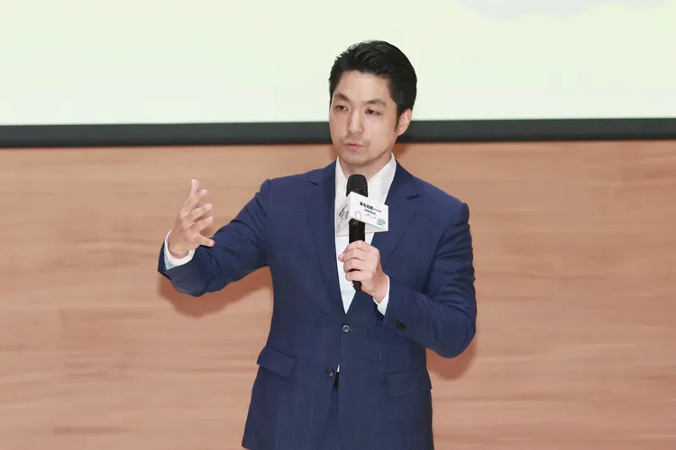 蔣萬安指出，出口導向的台灣面對美方高關稅衝擊尤為劇烈，呼籲「放下對立、人民最大，趕快救經濟」。彭欣偉攝