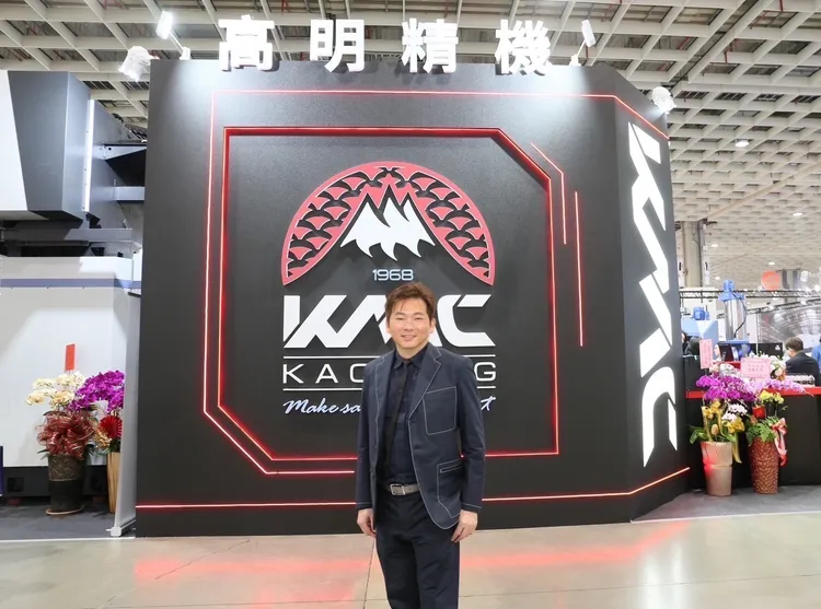 張市育上月參加台北國際工具機展。伊林娛樂提供