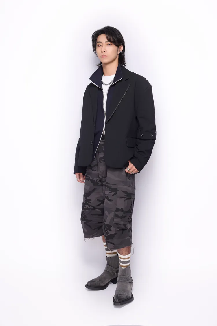 陳泳希找來「FEniX」 MAX合作。踢帕娛樂提供