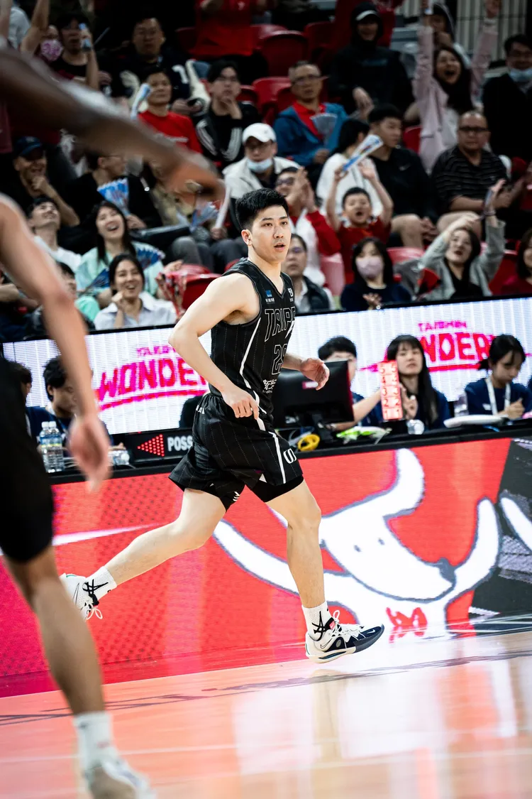 張耕淯過去沒有獲得太多上場機會，沒想到隊上國王獲得較多上場機會後出了意外。臺北戰神提供