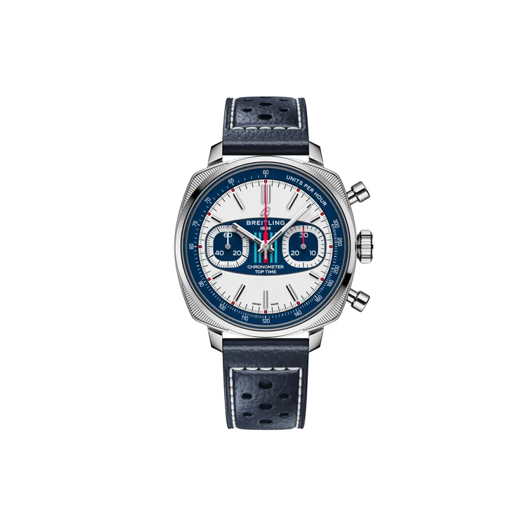 百年靈Top Time Martini Racing限量版腕錶，38mm，精鋼錶殼，白色錶盤搭配藍色計時小錶盤，藍色賽車風格小牛皮錶帶，百年靈自製01型機芯，動力儲存70小時，防水深度100米，22萬8000元。品牌提供