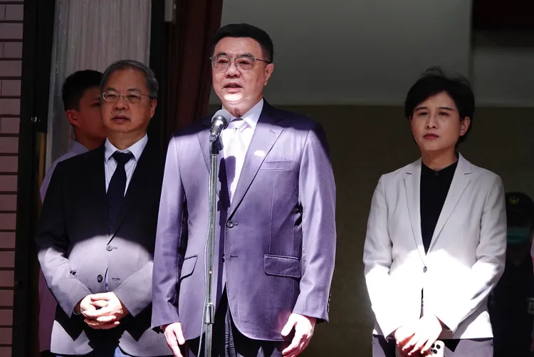 立法院院會 行政院長卓榮泰、副院長鄭麗君、秘書長龔明鑫。莊宗達攝