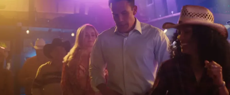 小班在片中跳舞。翻攝華納兄弟YT