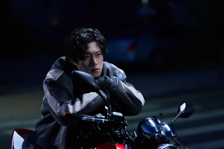 金聖喆飾演血氣方剛的新秀殺手。鴻聯國際提供