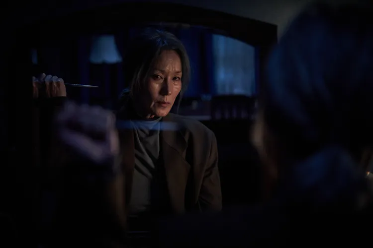 李慧英突破過往形象，演出冷冽殘酷的傳奇殺手。鴻聯國際提供