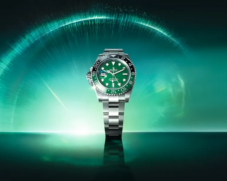 勞力士OYSTER PERPETUAL GMT-Master II，40mm，18K白色黃金錶殼，綠色錶面，蠔式錶帶，3285 機芯，166萬500元。品牌提供