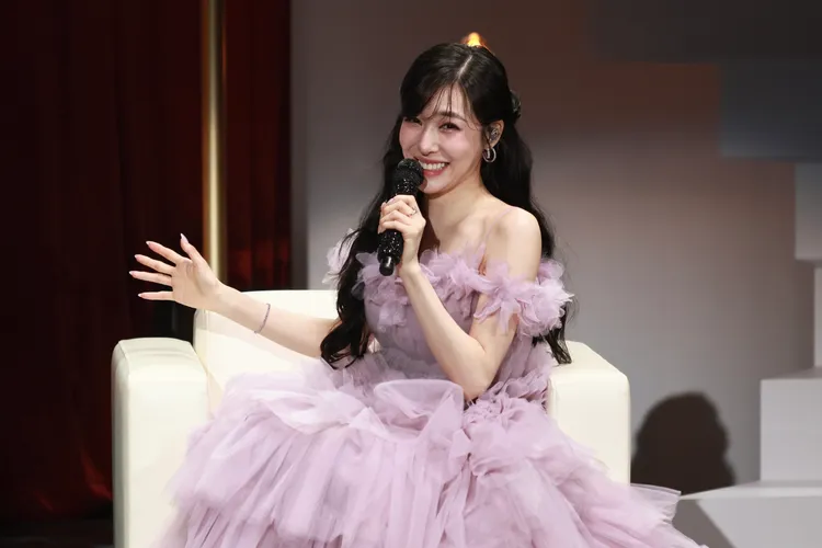 Tiffany邀全場一起跳舞。彭欣偉攝