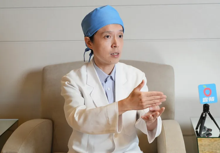 愛爾麗集團旗下羅舜駿醫師推薦鳳凰電波也能當作「預防性保養」。彭欣偉攝