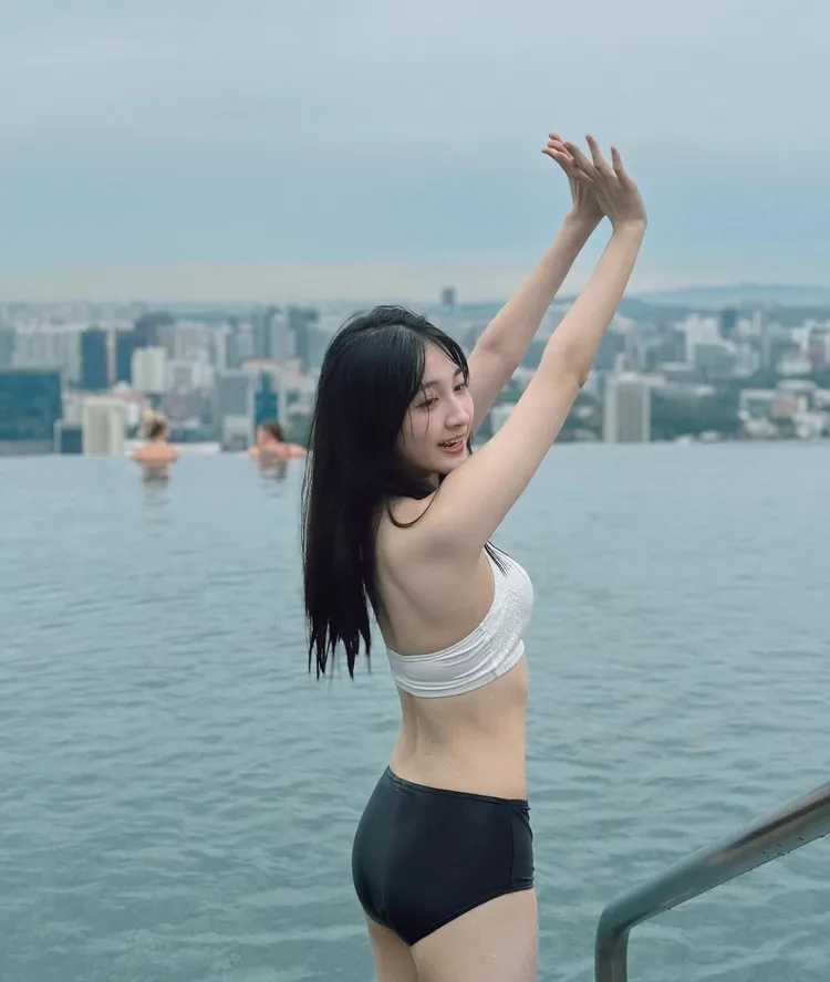 于齊薇遺傳父母好基因。翻攝于齊薇IG