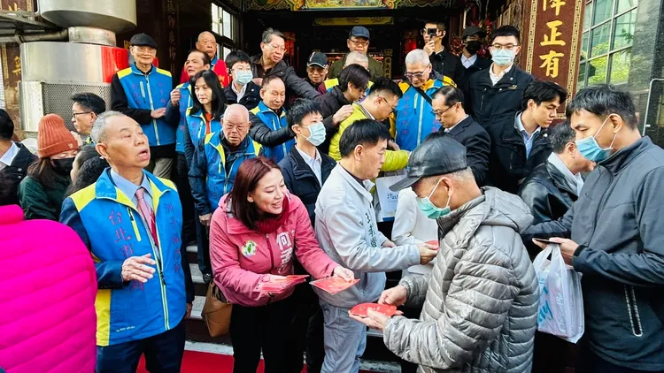 何孟樺為2022年內湖、南港區民進黨最高票的當選議員。翻攝何孟樺臉書