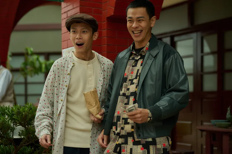 孫綻(右)近期還參與了實境節目拍攝，回來一直和黃雋智(左)分享當兵點滴。台視提供