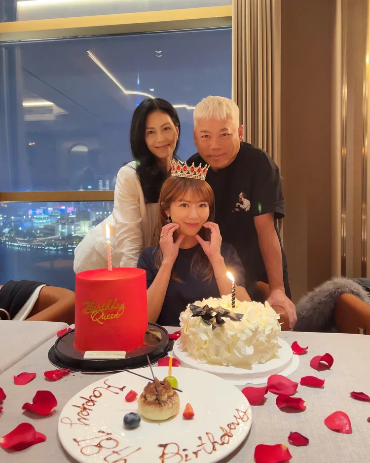 巫啟賢也現身，佩甄相當驚喜。翻攝佩甄臉書