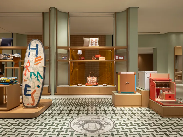 愛馬仕台中大遠百專門店。品牌提供