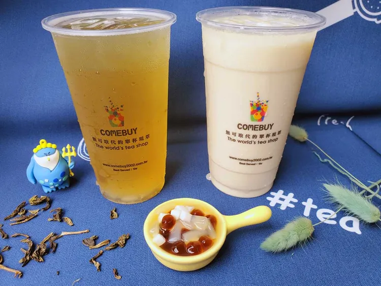 COMEBUY「嗨神系列」最推薦加料(搖果樂)包含珍珠、荔枝凍、椰果，三種混合料增加嚼勁。業者提供