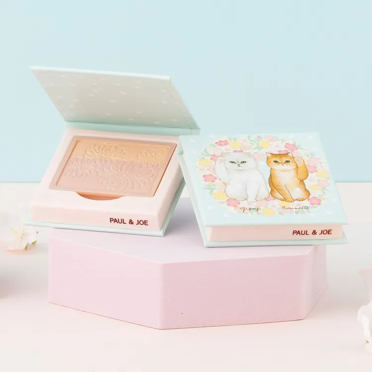 PAUL & JOE招財貓限量頰彩盒，310元。品牌提供