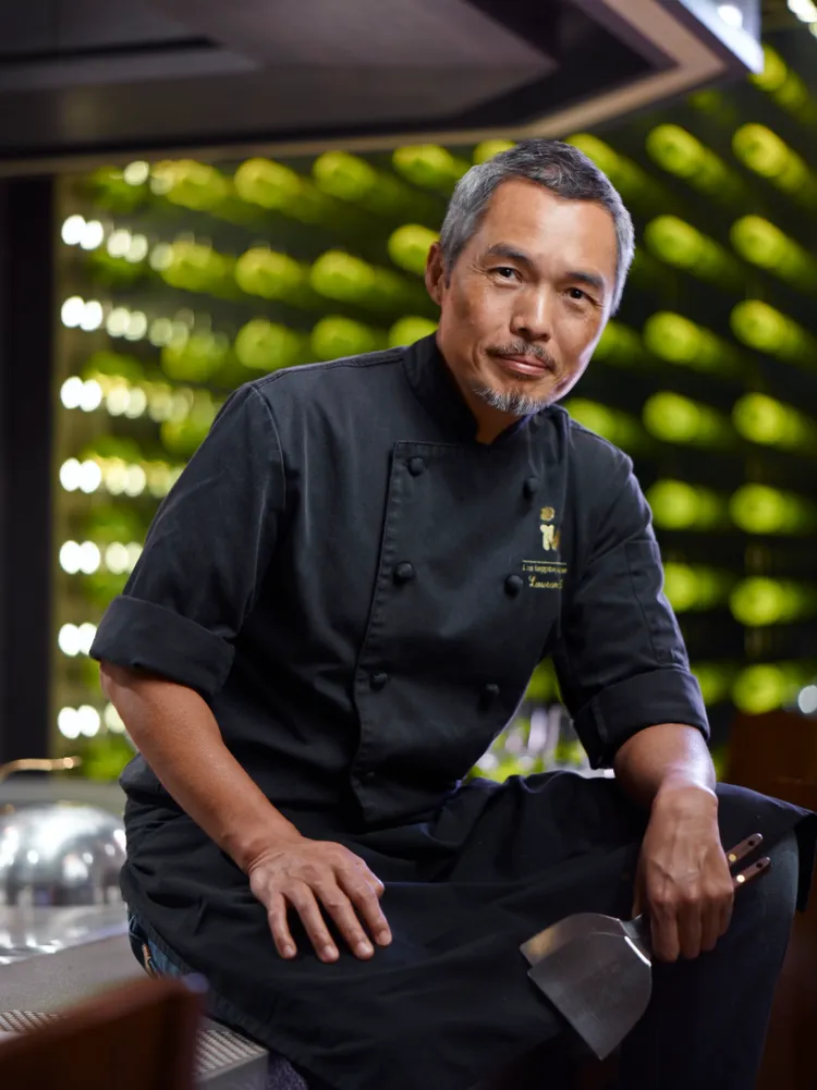 香港唯一米其林一星鐵板燒IM Teppanyaki主廚莫燦霖，首次登台獻藝，於5/6至5/8客座台北萬豪酒店Mark’s Teppanyaki。業者提供