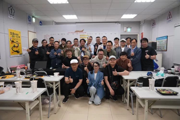 2025車訊風雲獎 評審團合照。主辦單位提供