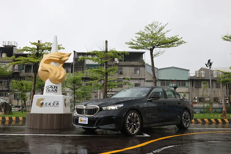 2025車訊風雲獎 最佳進口豪華中大型車 BMW 5 Series。主辦單位提供
