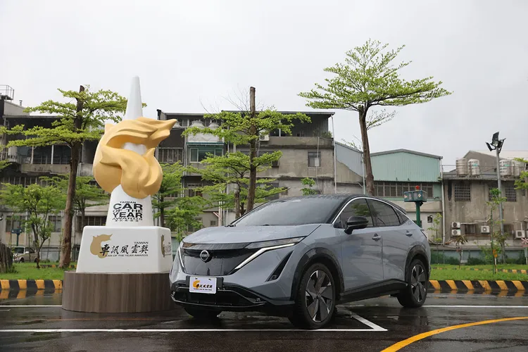 2025車訊風雲獎 最佳進口中型電動車 Nissan Ariya。主辦單位提供