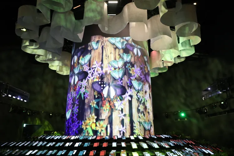 台灣展出的機械花株。中央社