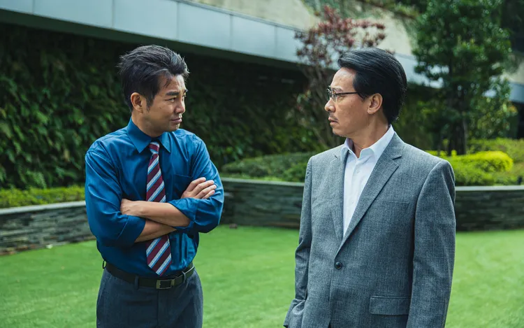 尹昭德（右）與謝承均。華映娛樂提供