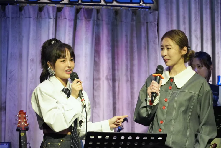 凱希與張棋惠合唱一千零一個願望。時代創藝提供