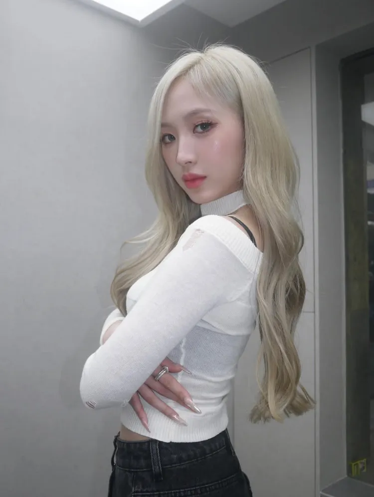 職籃「電豹女」啦啦隊女孩Celiaea（黃翊喬）外型亮眼。翻攝CeliaeaIG