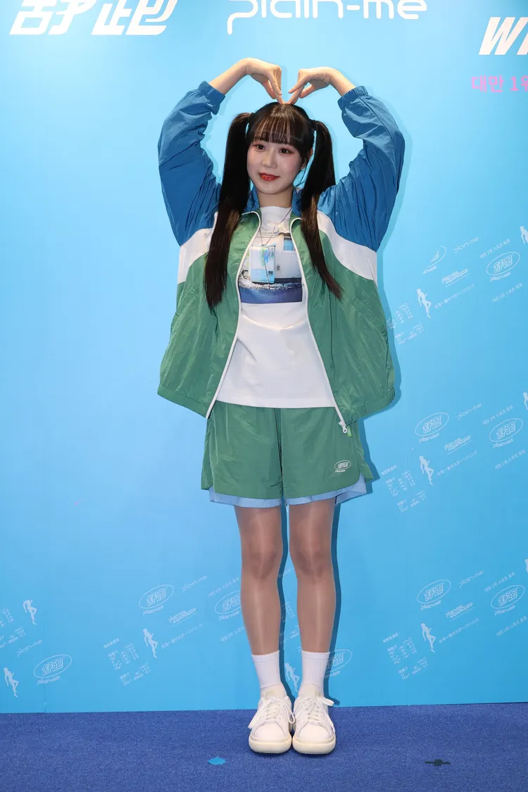 邊荷律聽到好友李珠珢尷尬回應了。攝影中心攝