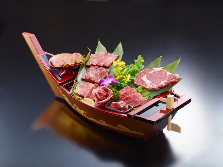 赤虎和牛豪華船盤組合。業者提供