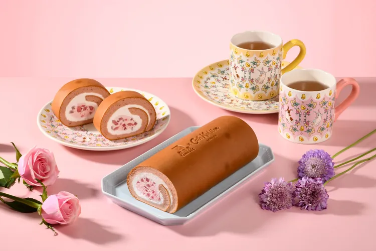 亞尼克玫瑰荔枝生乳捲，以荔枝蜜邂逅有機玫瑰花瓣醬，絕美繽紛登場。業者提供